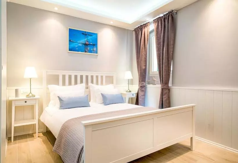 Serenity Split Apartments