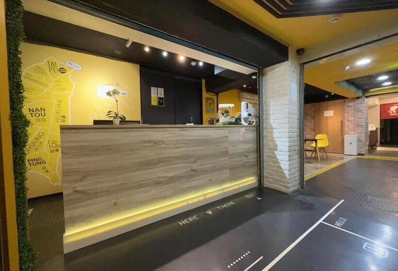 هاستل Taipei Inn