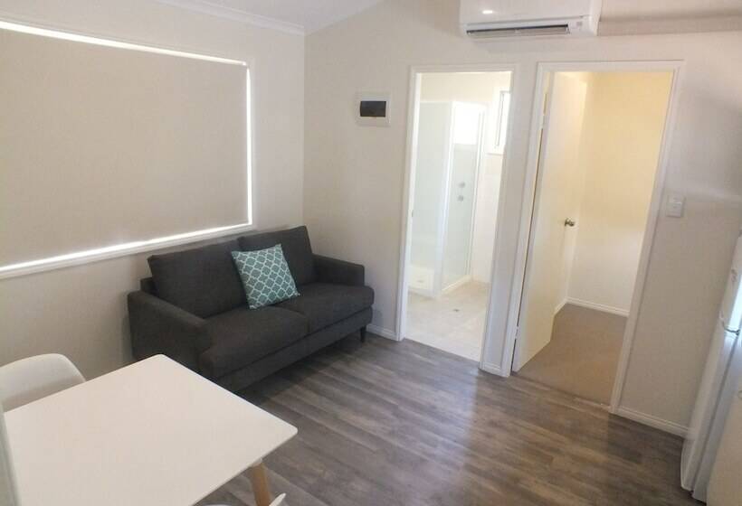 Albury Gardens Tourist Park