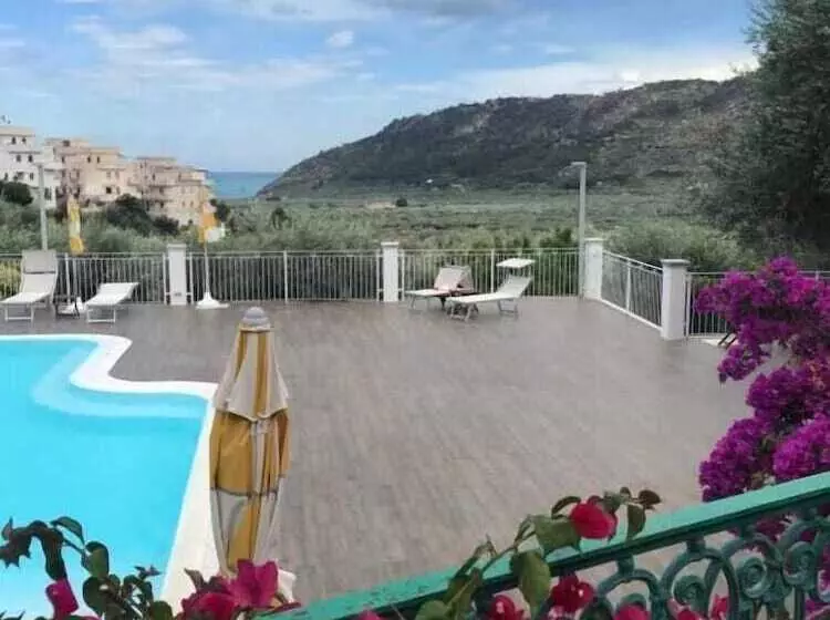 هتل Agriturismo Giorgio