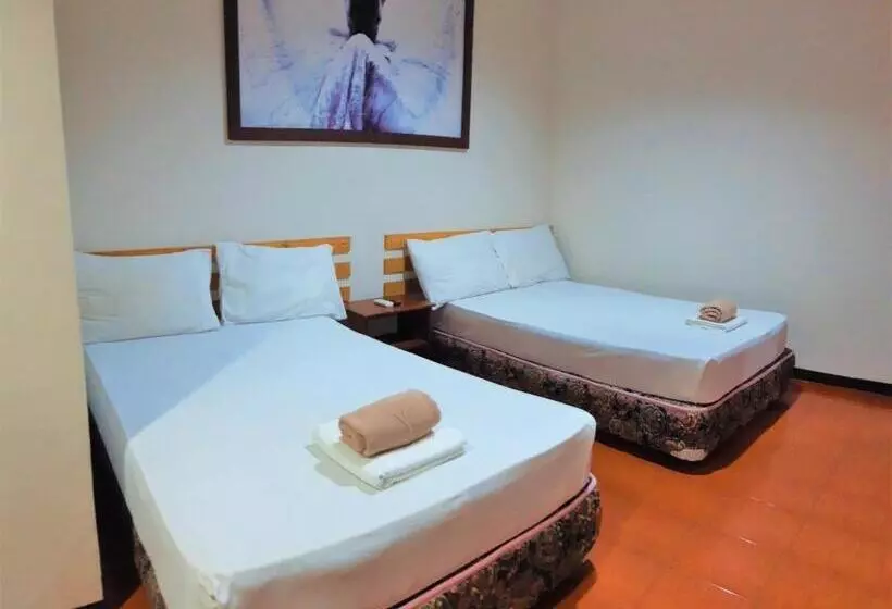 Hotel California Suite