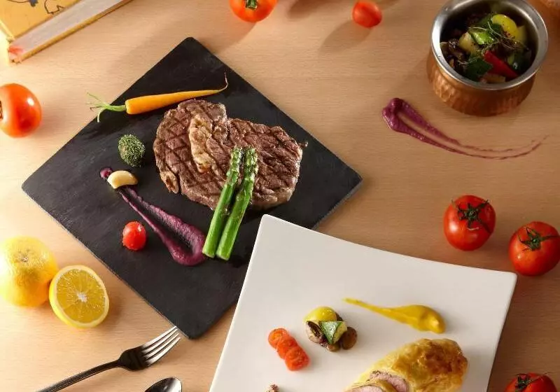 هتل Courtyard By Marriott Taipei