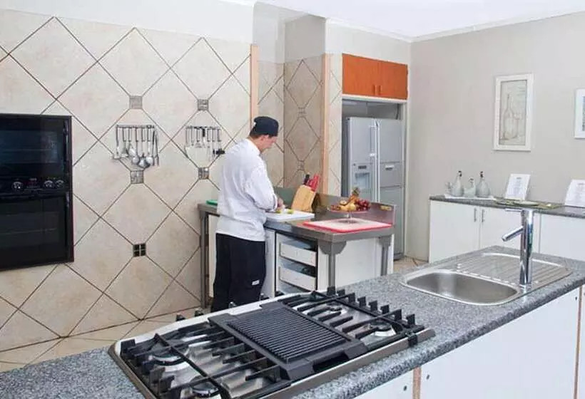 בית מלון כפרי Elandela Private Game Reserve & Luxury Lodge