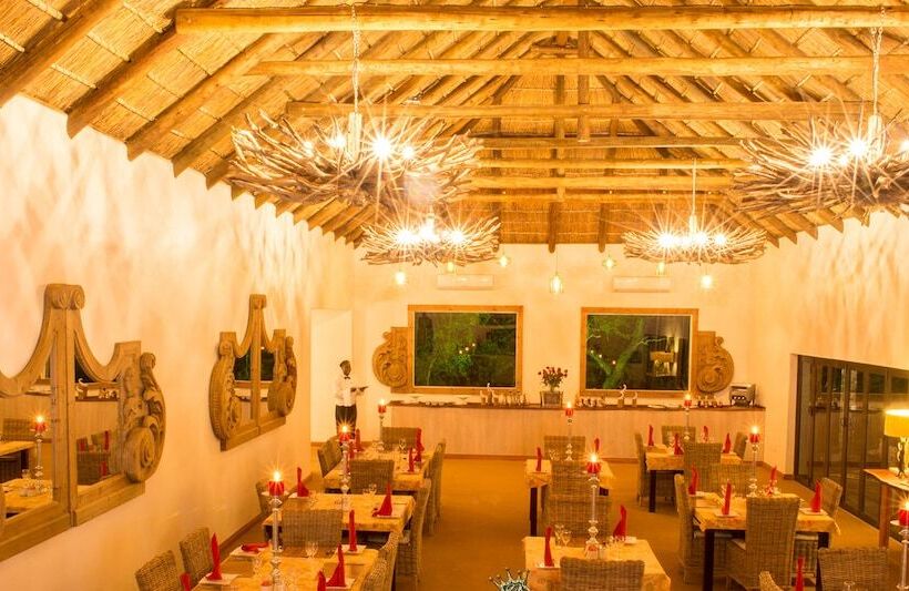 בית מלון כפרי Elandela Private Game Reserve & Luxury Lodge