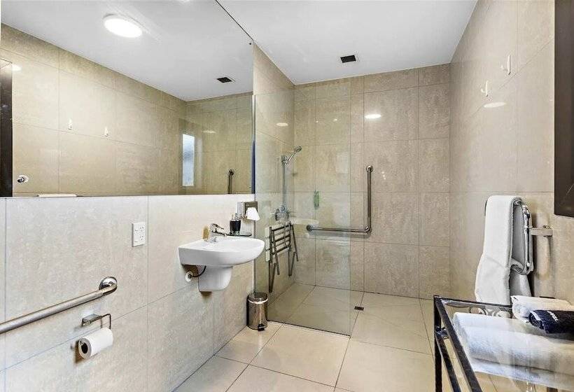 Отель Gateway Motor Inn