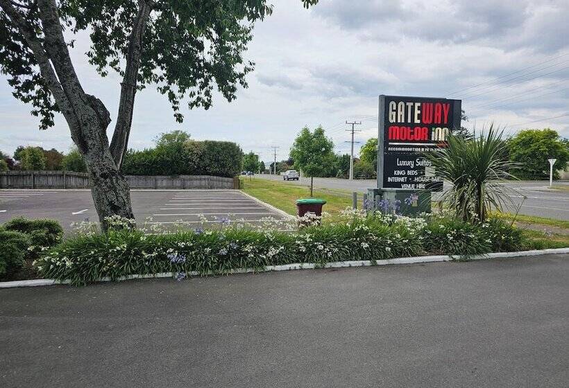 Отель Gateway Motor Inn