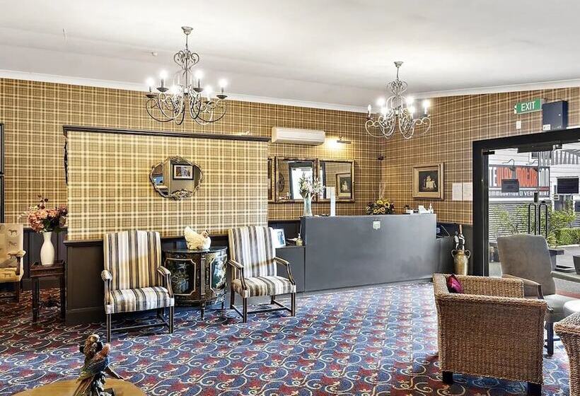 Отель Gateway Motor Inn