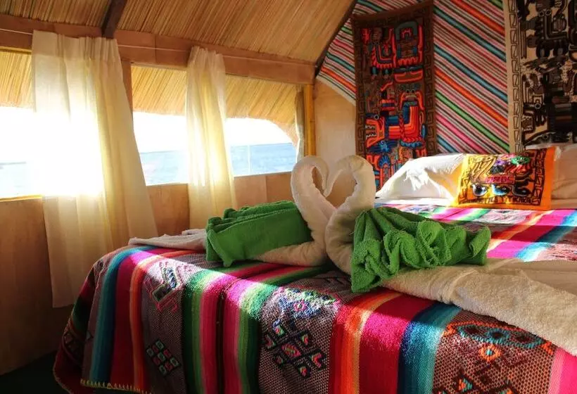 ホテル Islas Uros Lodge