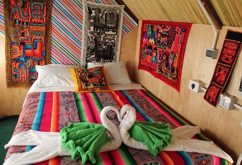 ホテル Islas Uros Lodge