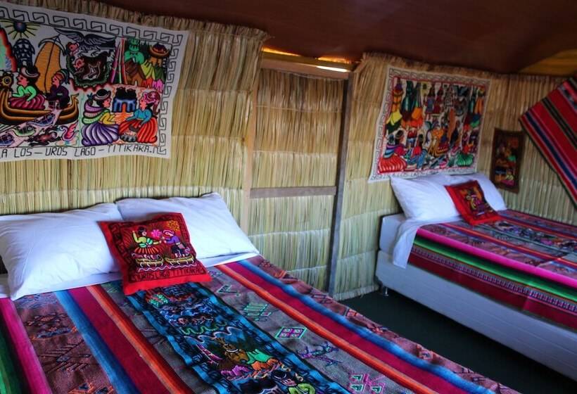 ホテル Islas Uros Lodge