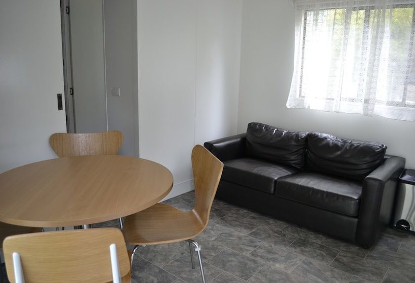 酒店 Lorne Foreshore Caravan Park