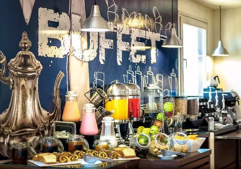 هتل Lp Equipetrol