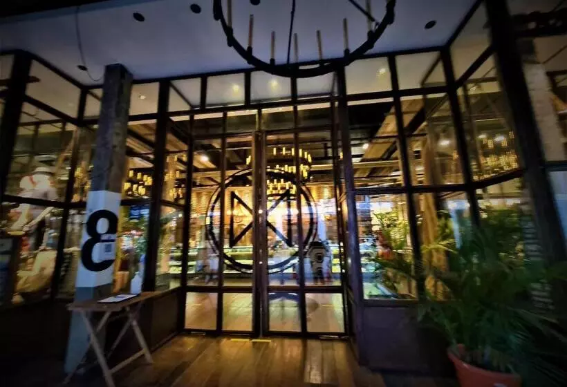 Hotel M Boutique Station 18