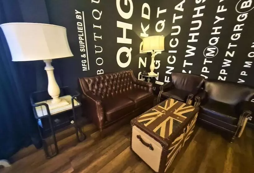 Hotel M Boutique Station 18