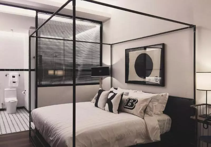 Hotel M Boutique Station 18