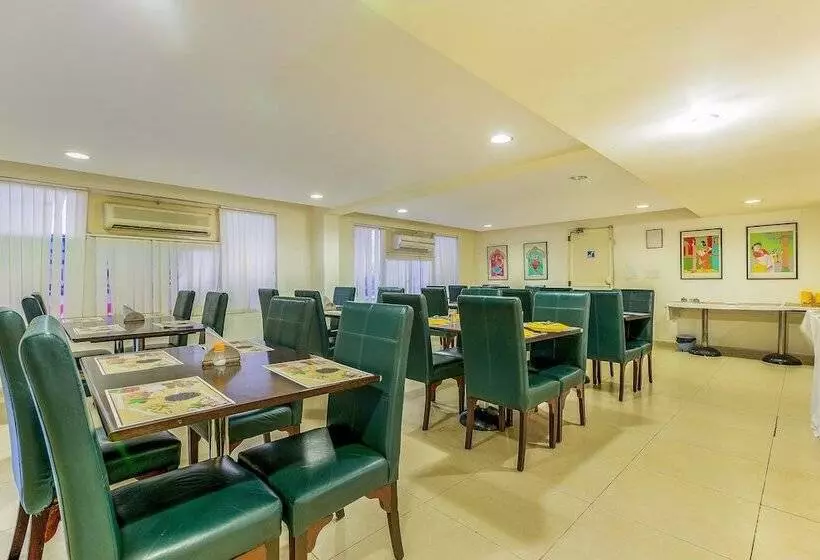 ホテル Oyo Rooms Gachibowli