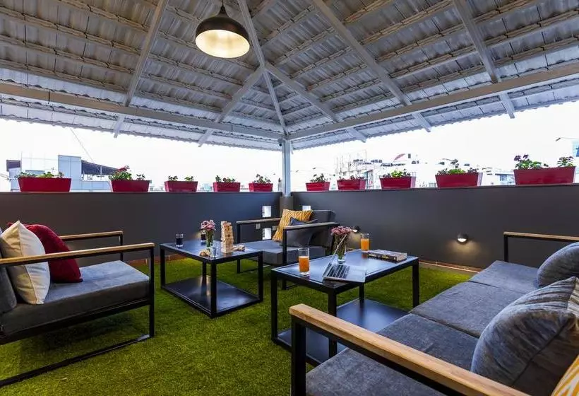ホテル Oyo Rooms Koramangala Sony Signal