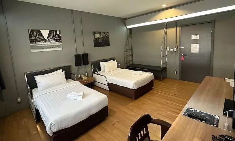 هتل The Terminal Khon Kaen