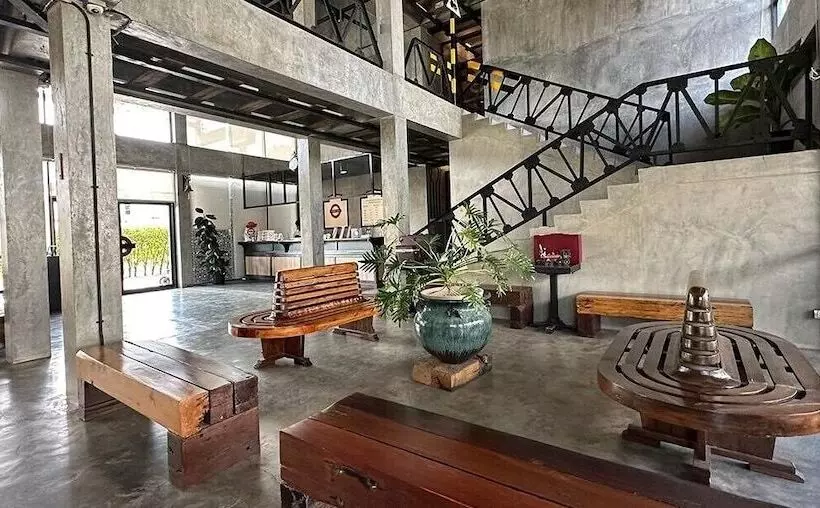 هتل The Terminal Khon Kaen