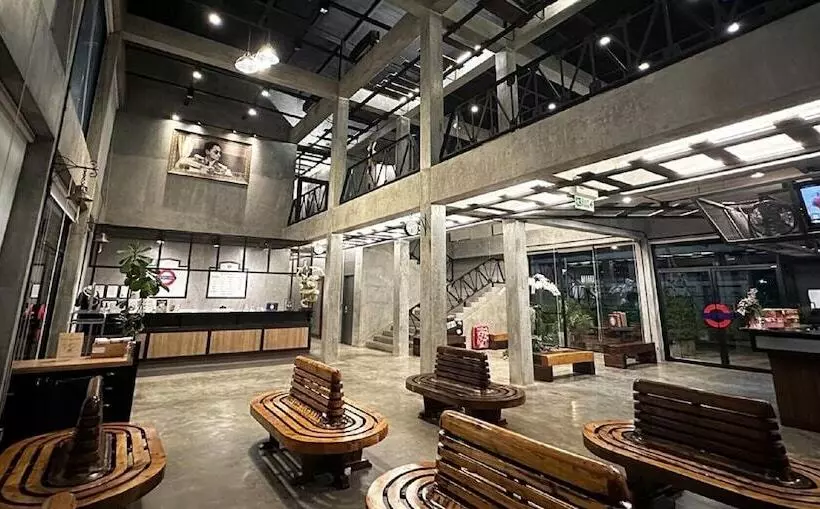 هتل The Terminal Khon Kaen