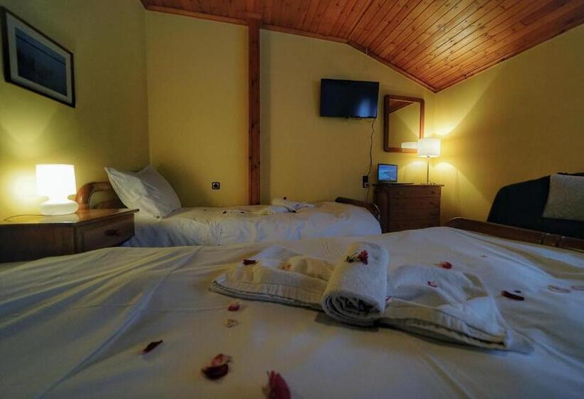 Hotel To Balkoni Tis Agorianis