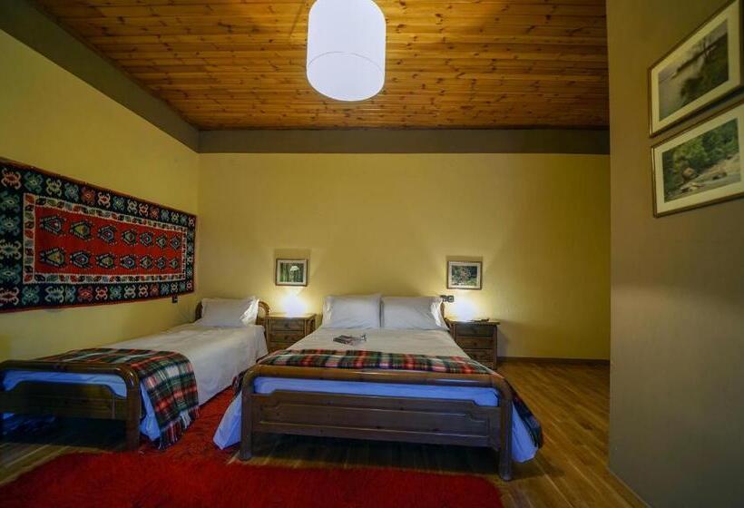 Hotel To Balkoni Tis Agorianis