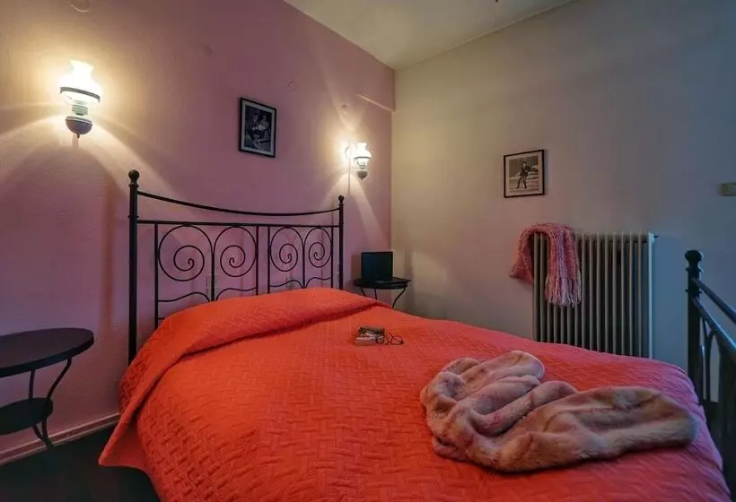 Hotel To Balkoni Tis Agorianis