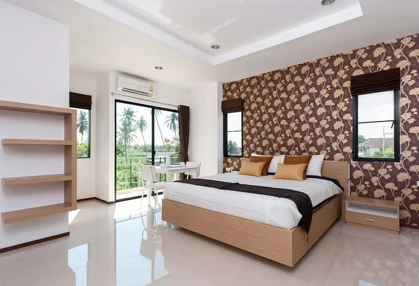 هتل Vantage Resort