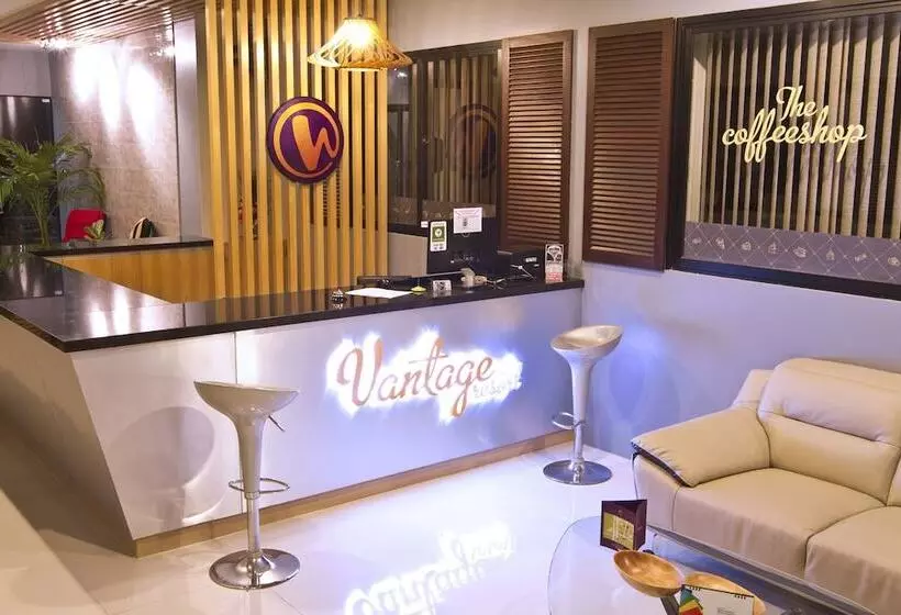 هتل Vantage Resort