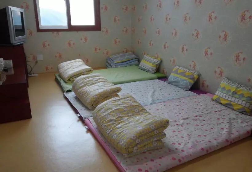 ペンション Marine Guesthouse