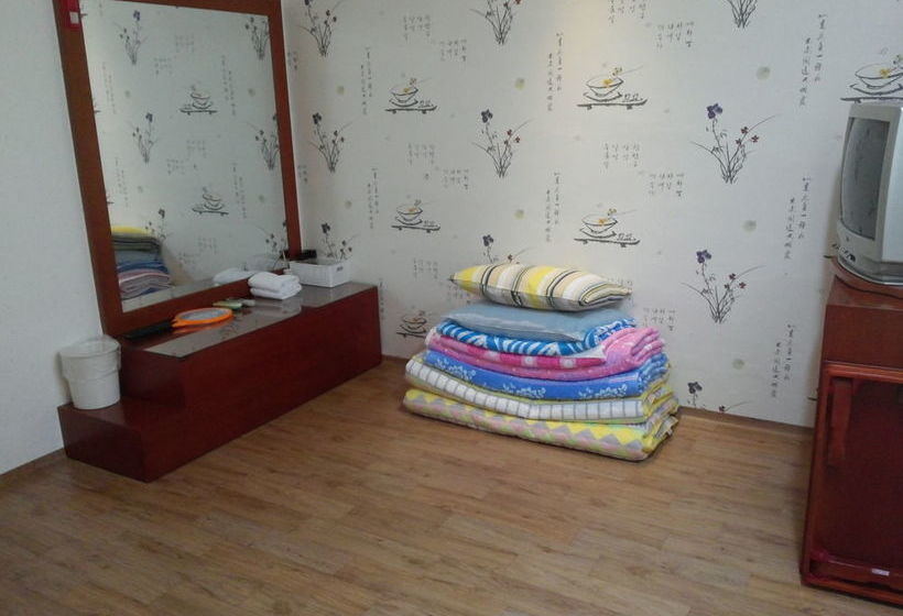 Pensiune Marine Guesthouse