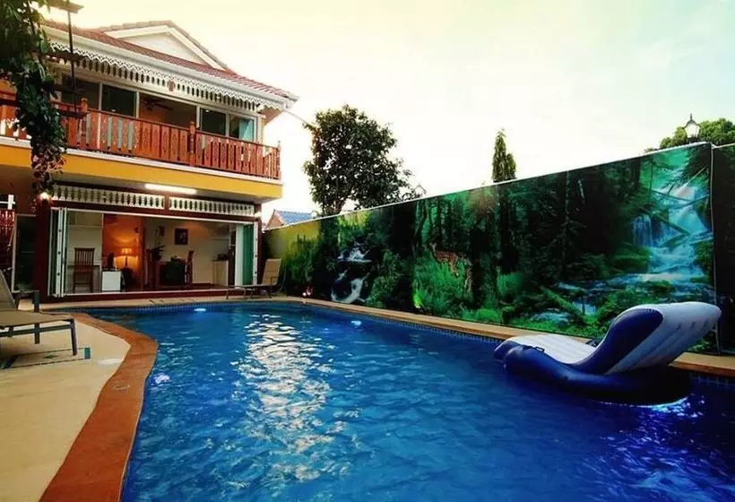 Sojourn Apartment Chiang Mai