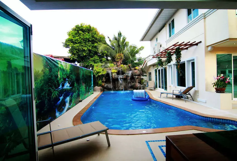 Sojourn Apartment Chiang Mai