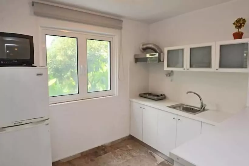 Triton Hotel & Bungalows