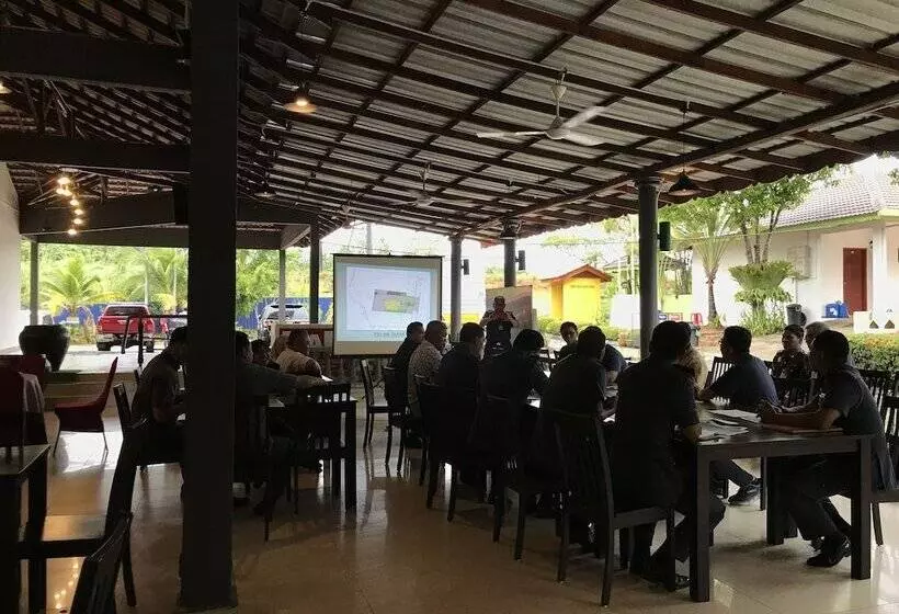 ユースホステル Xcape Resort At Taman Negara