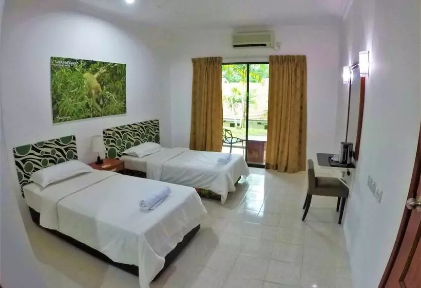 ユースホステル Xcape Resort At Taman Negara