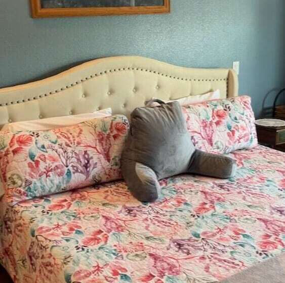 مبيت وإفطار The Collins Inn And Seaside Cottages   Adults Only