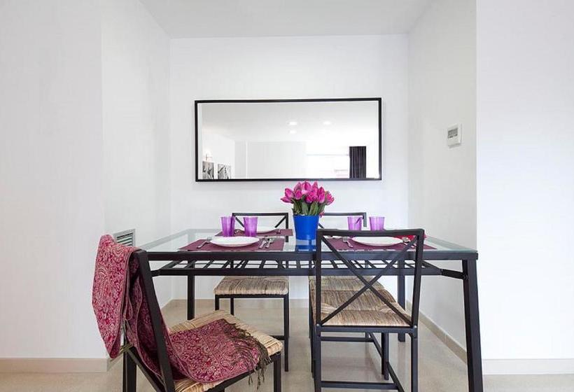 Charmsuites Nou Rambla