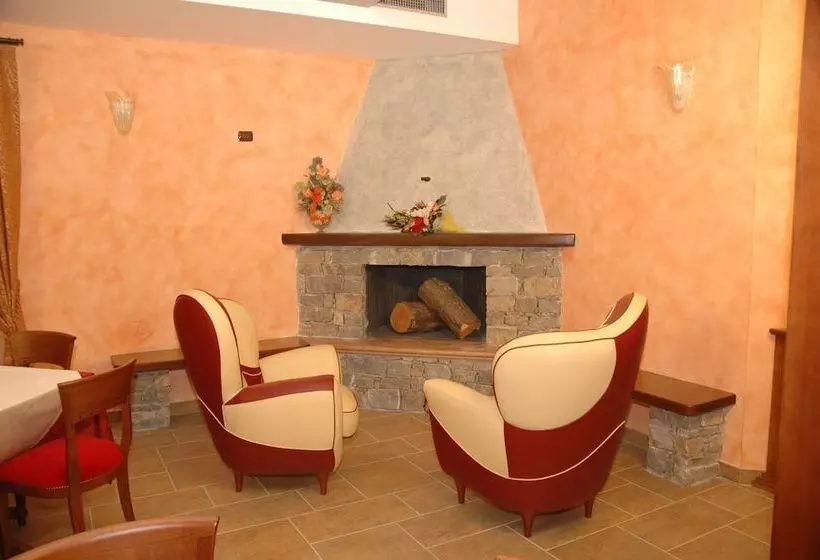 هتل Agriturismo L'arca Di Anna Brambilla