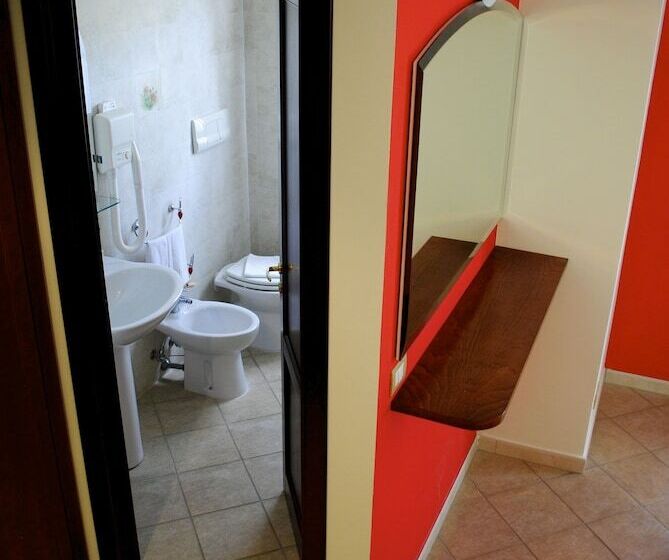 호텔 Agriturismo L'arca Di Anna Brambilla