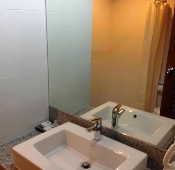 Hotelli Aloha Hatyai