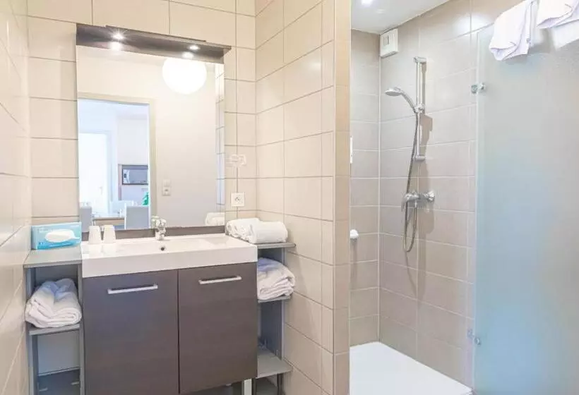 هتل Appart Du Trident