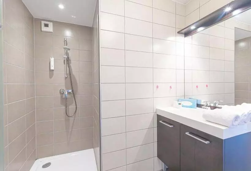 هتل Appart Du Trident