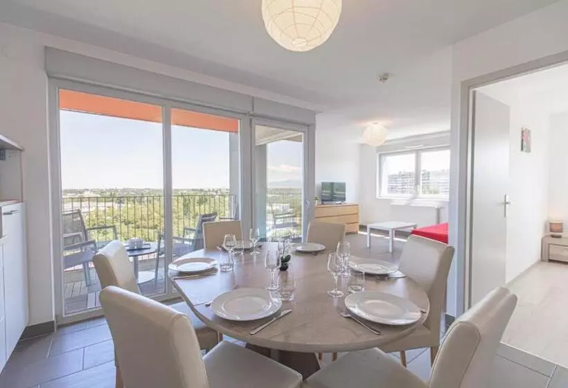 هتل Appart Du Trident