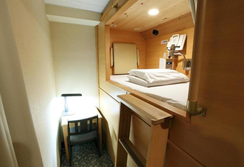 فنادق الكبسولة Spa Resort President