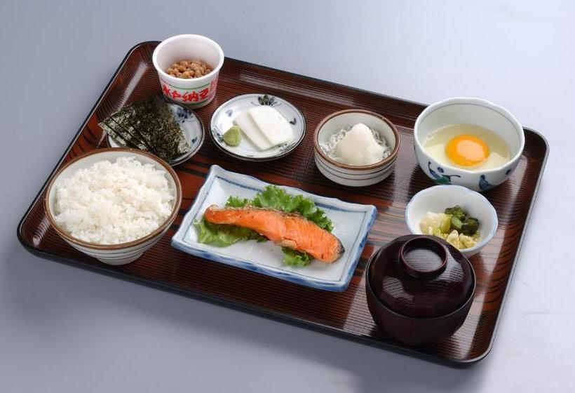 فنادق الكبسولة Spa Resort President