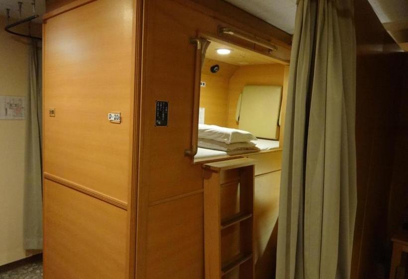 فنادق الكبسولة Spa Resort President