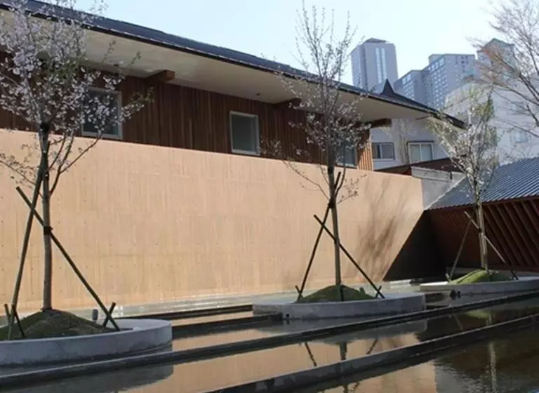 هتل Four Seasons Yuzawa Quattro