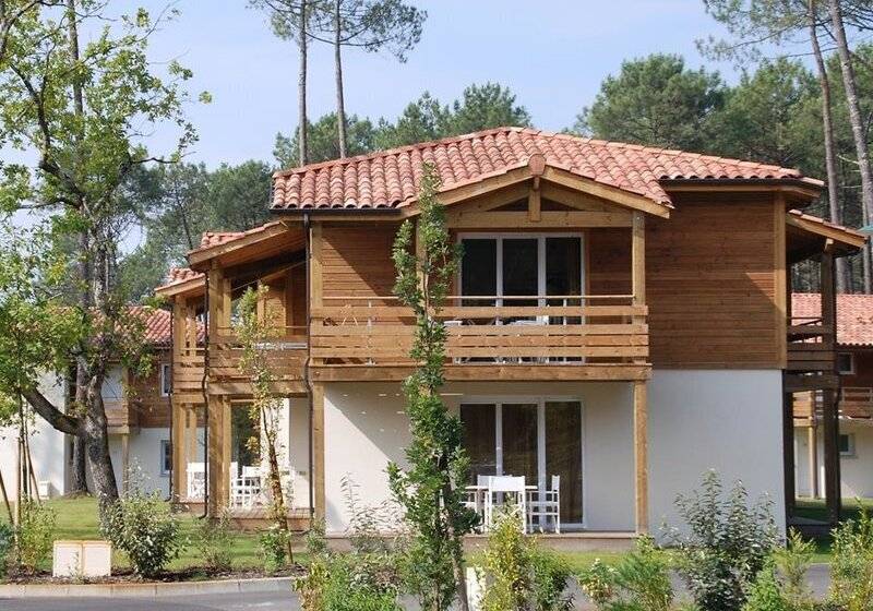 Отель Laouchet Le Hameau Des Grands Lacs