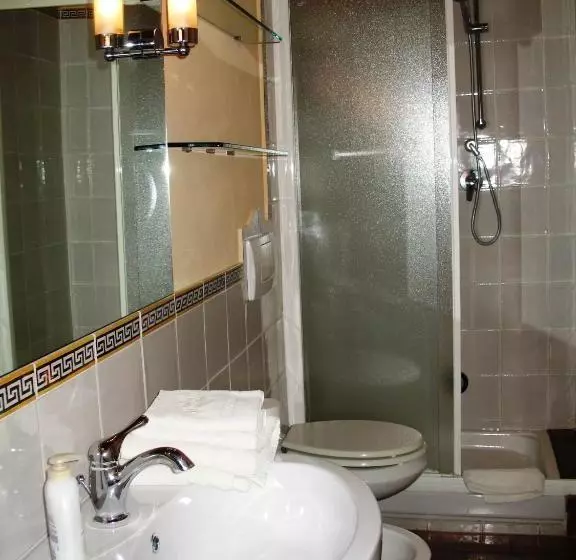 Отель Locazione Turistica Totti